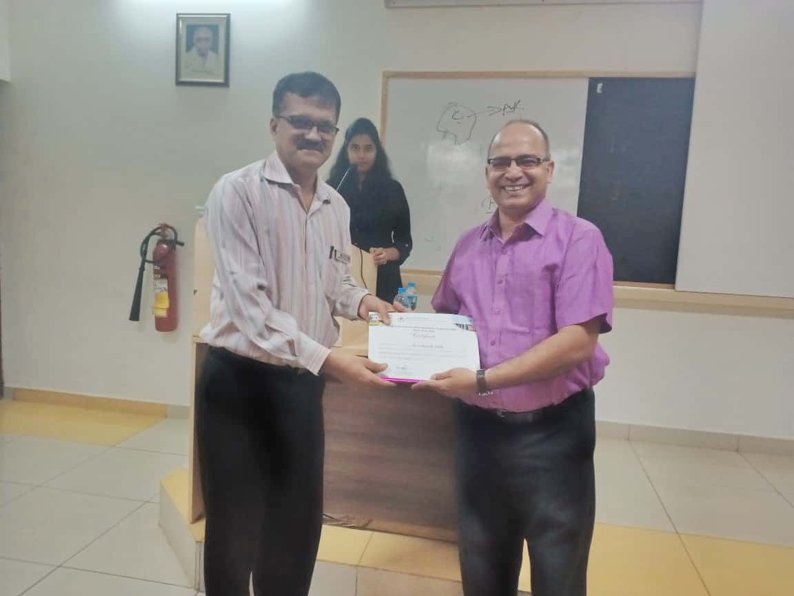 Dr. MS Baliga delivers  a talk at Manipal